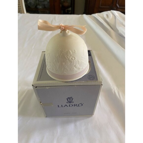 1991 Lladro’ Retired Spring Bell Campana Primavera Ceramic Box Flower Butterfly - Picture 1 of 10